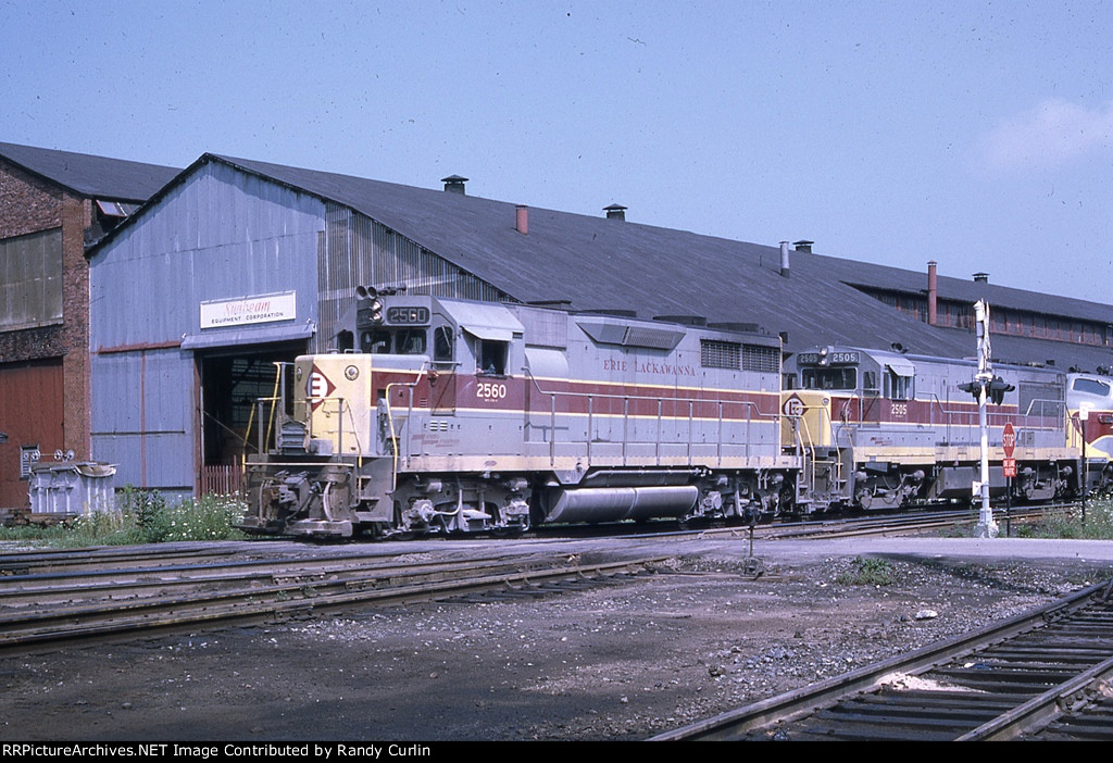 EL 2560 at Meadville